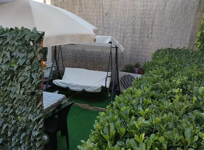 Casetta Di Myra بيت ضيافة 3*